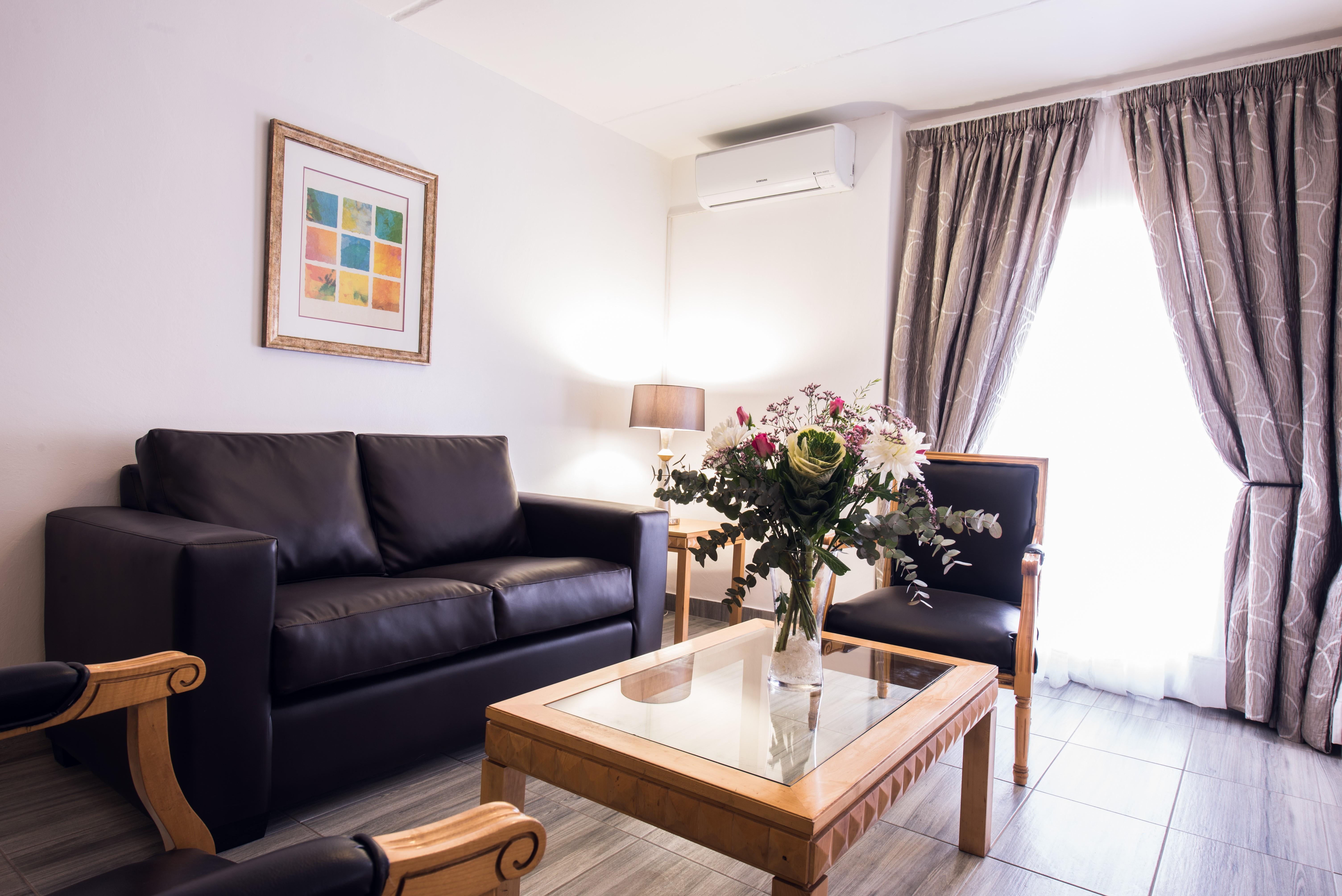 Airport Inn And Suites Edenvale Eksteriør billede