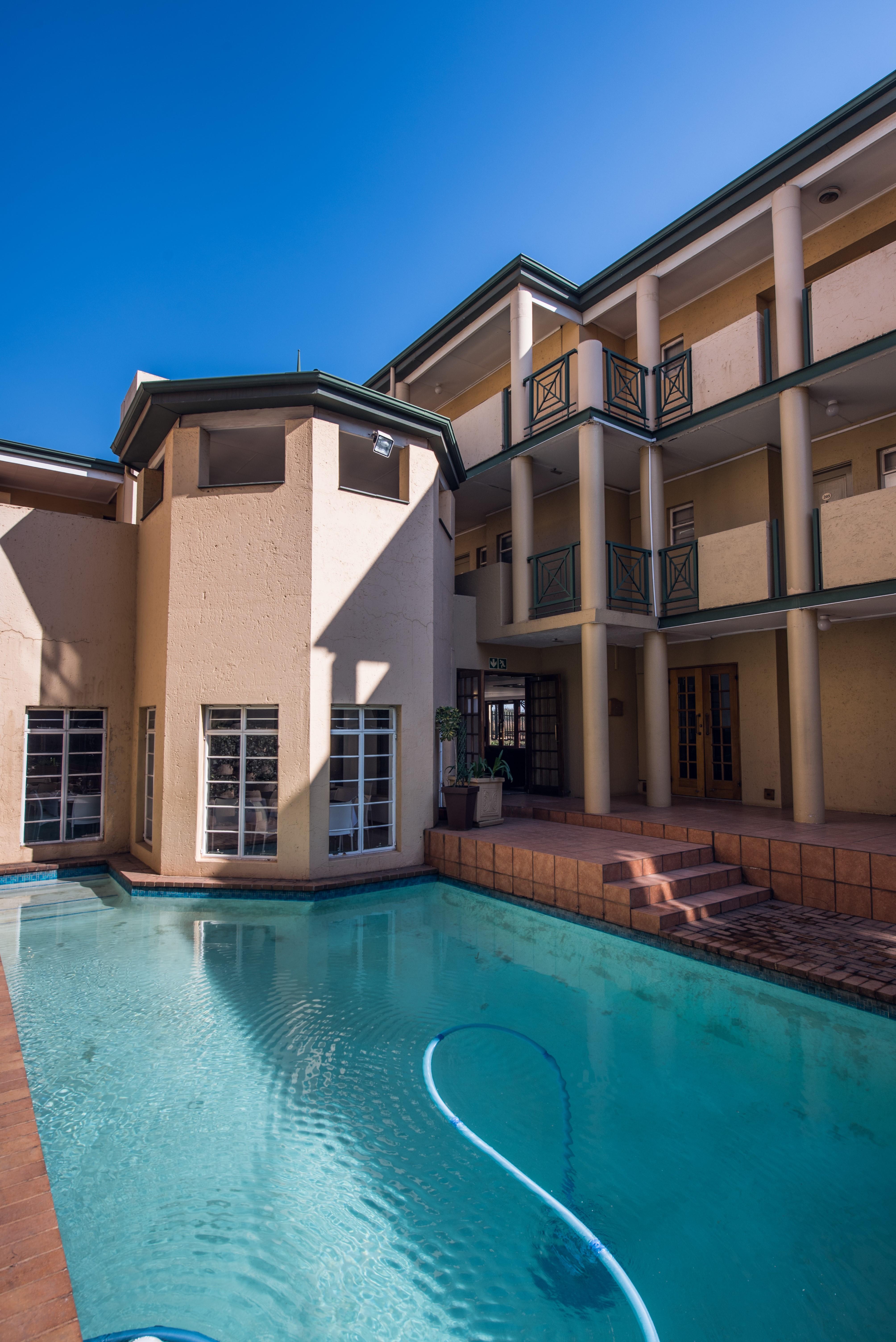 Airport Inn And Suites Edenvale Eksteriør billede