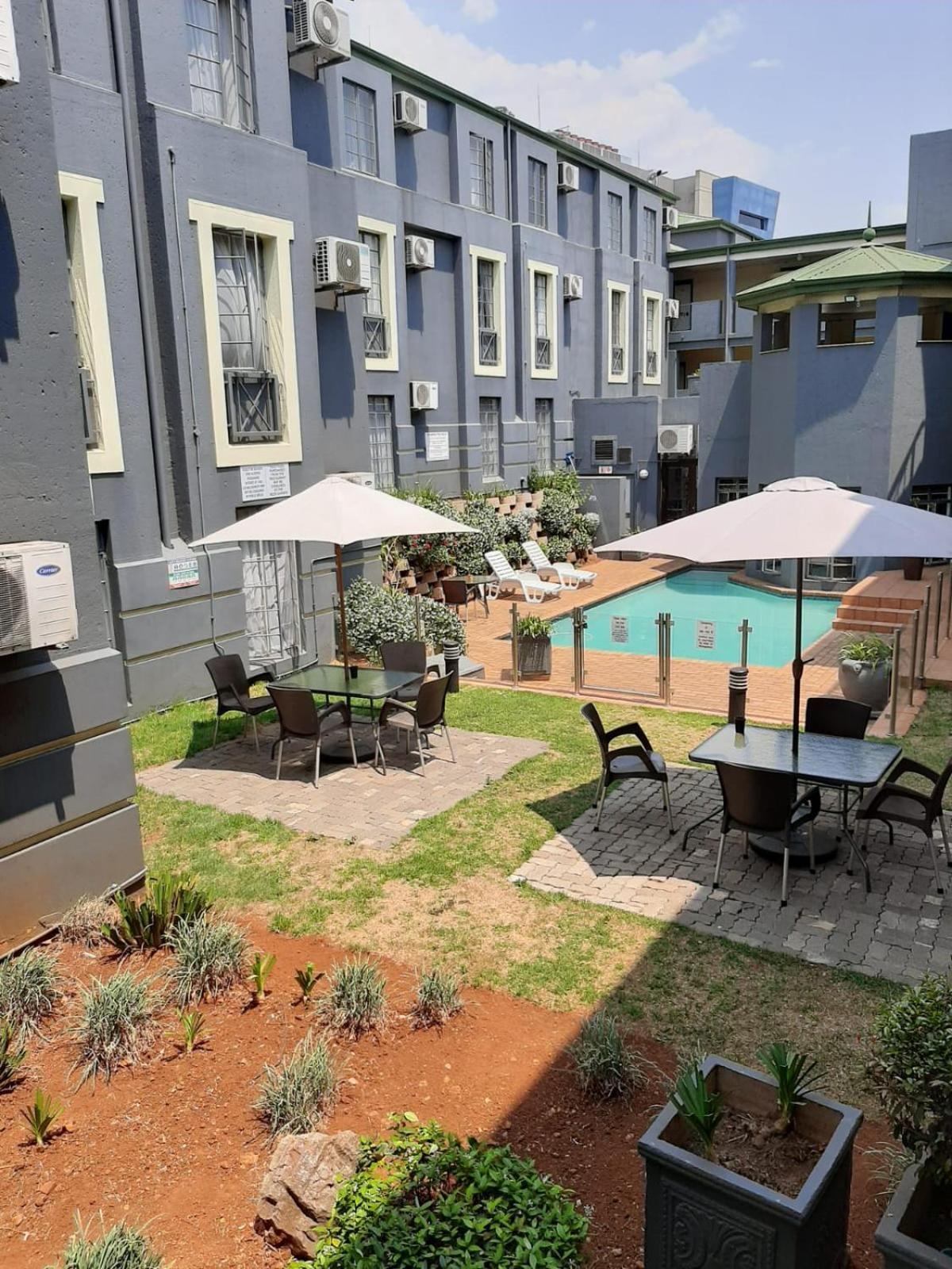 Airport Inn And Suites Edenvale Eksteriør billede