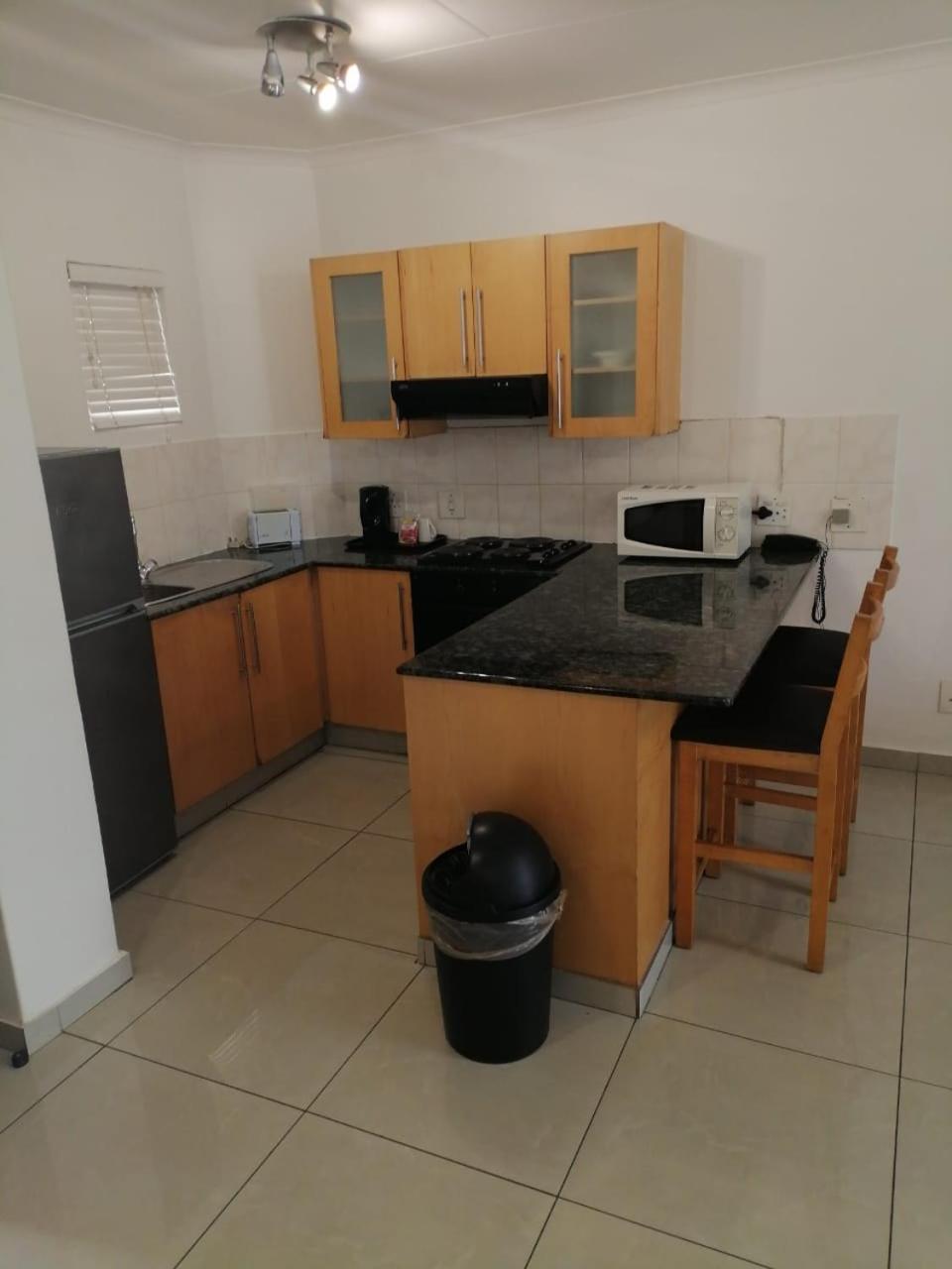 Airport Inn And Suites Edenvale Eksteriør billede