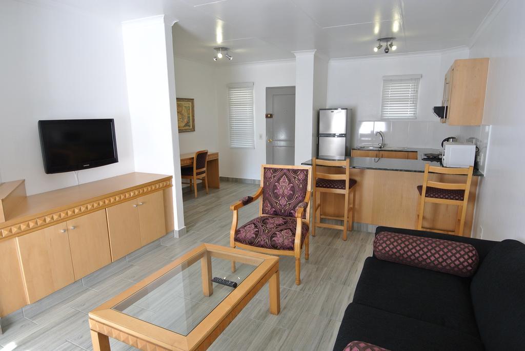 Airport Inn And Suites Edenvale Eksteriør billede